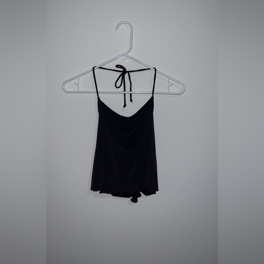 Crop open back shirt